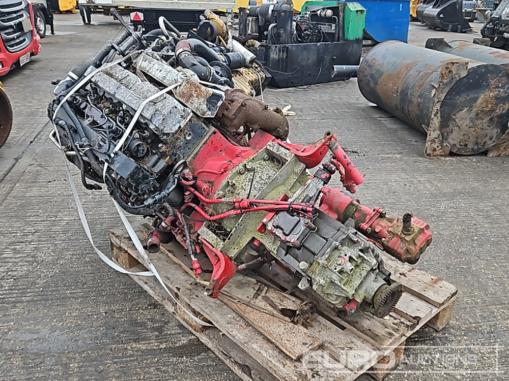 Engine MAN 6 Cylinder Engine, Gearbox: picture 7 Engine MAN 6 Cylinder Engine, Gearbox: picture 7