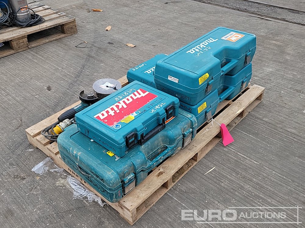 Makita HR3210C 110Volt Hammer Drill, GA9020 110Volt Angle Grinder (2 of), HP2050 110Volt Drill, 4350FCT 110Volt Jigsaw, GA4530R 110 Volt Angle Grinder - Construction equipment: picture 2 Makita HR3210C 110Volt Hammer Drill, GA9020 110Volt Angle Grinder (2 of), HP2050 110Volt Drill, 4350FCT 110Volt Jigsaw, GA4530R 110 Volt Angle Grinder - Construction equipment: picture 2