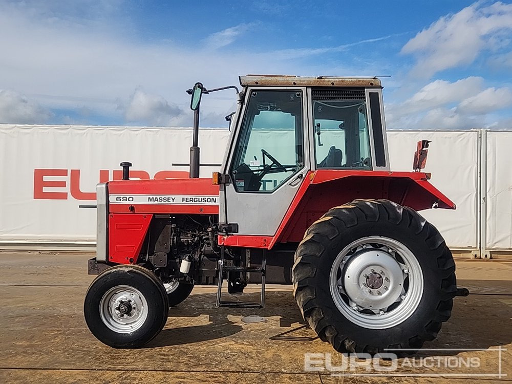 Massey Ferguson 690 - Farm tractor: picture 2 Massey Ferguson 690 - Farm tractor: picture 2