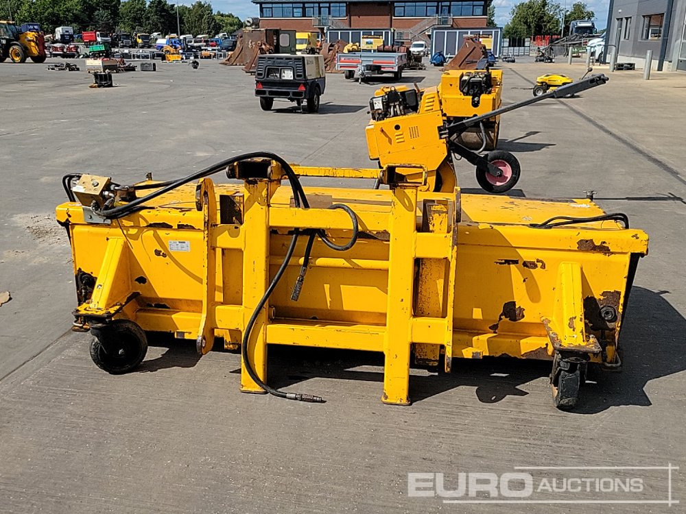 2018 JCB SC240 - Material handling equipment: picture 4 2018 JCB SC240 - Material handling equipment: picture 4