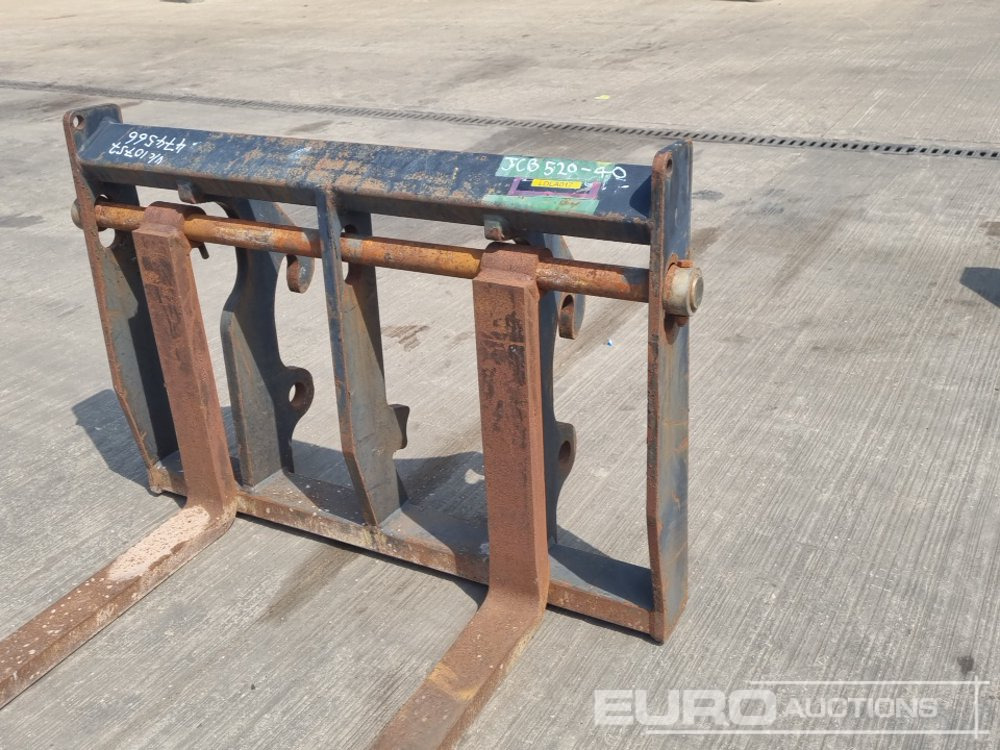 Material handling equipment Fork Carriage & Forks to suit JCB Telehandler: picture 11
