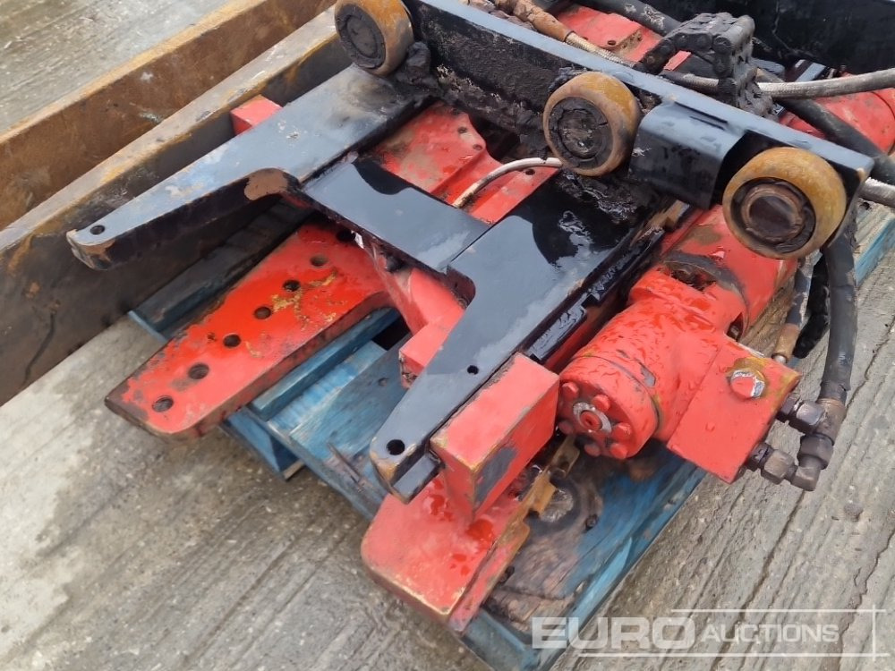 Material handling equipment Hydraulic Rotating Fork Carriage & Forks to suit Forklift: picture 16