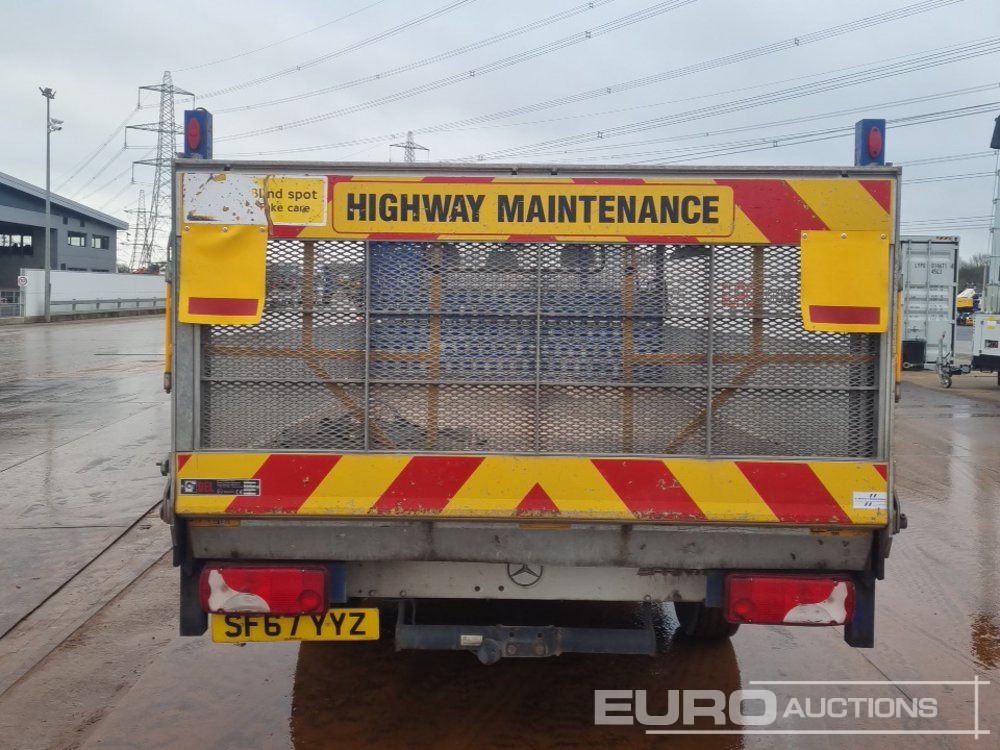 Mercedes Spinter 314 CDI - Flatbed van: picture 4 Mercedes Spinter 314 CDI - Flatbed van: picture 4