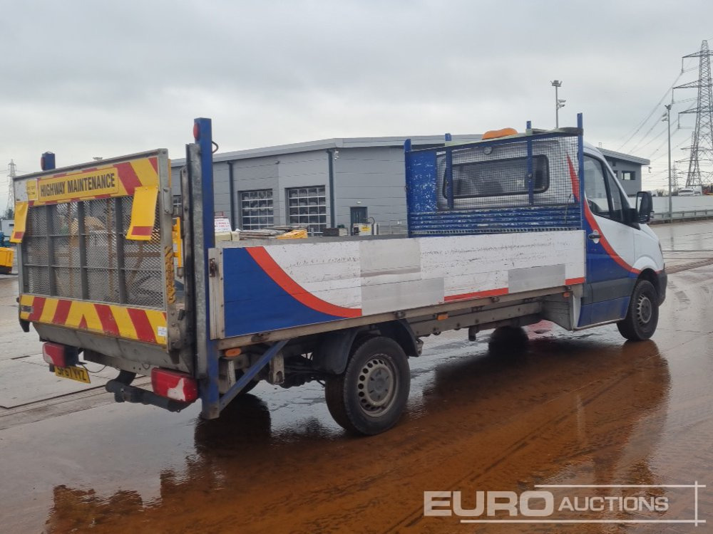 Mercedes Spinter 314 CDI - Flatbed van: picture 5 Mercedes Spinter 314 CDI - Flatbed van: picture 5