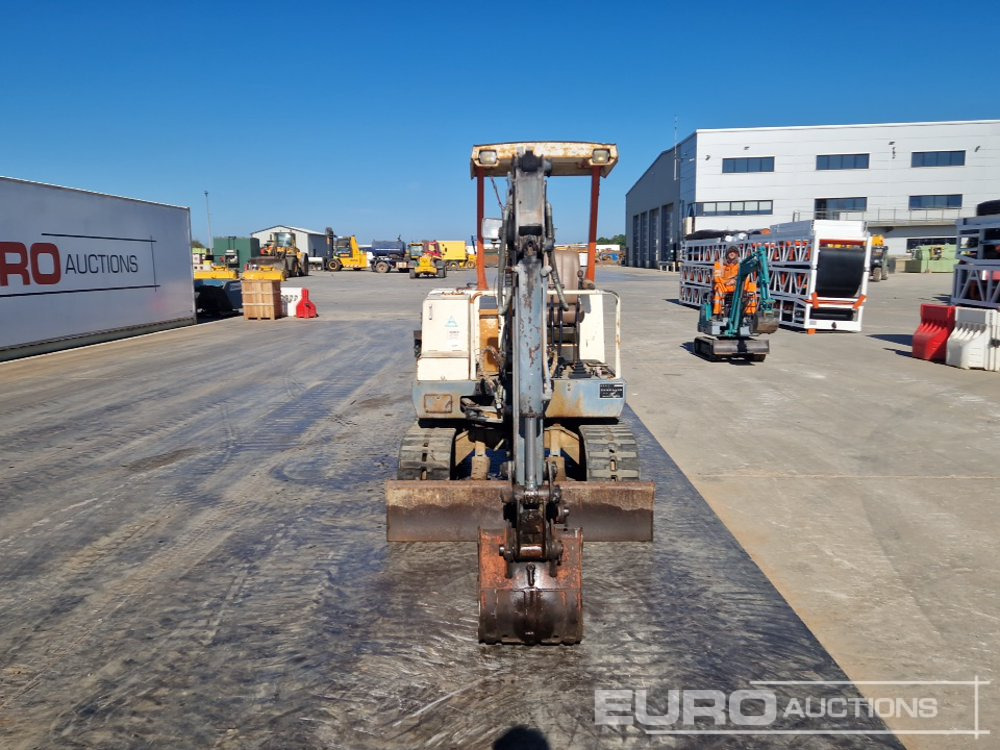 Mini excavator Mitsubishi ME25: picture 8