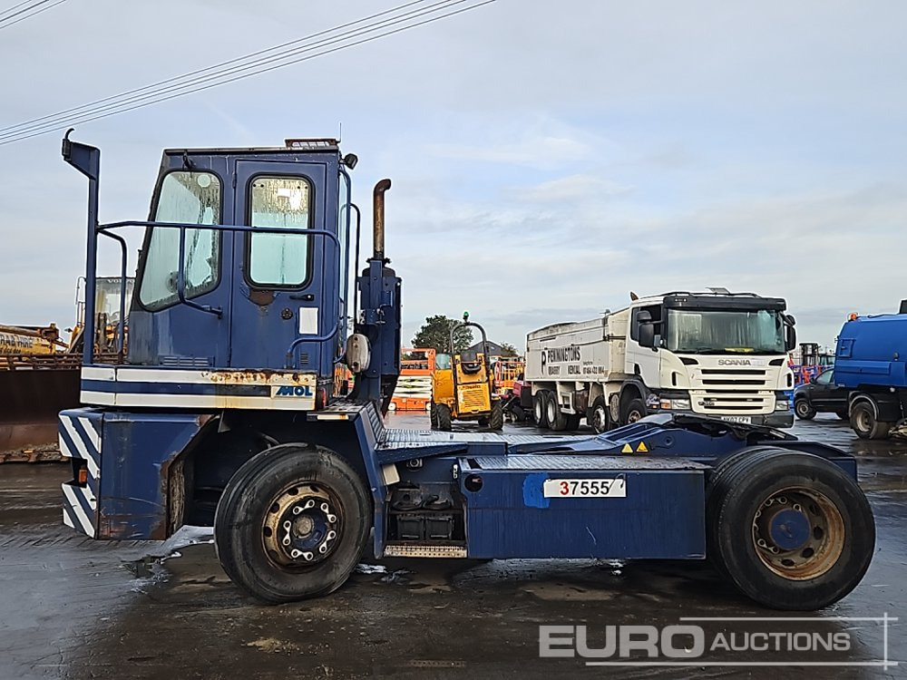 Mol YM220 - Terminal tractor: picture 2 Mol YM220 - Terminal tractor: picture 2
