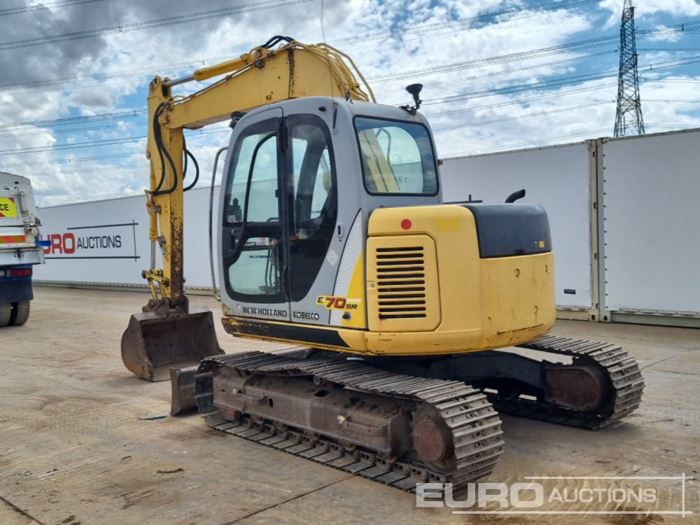 New Holland E70SR-1ES - Mini excavator: picture 3 New Holland E70SR-1ES - Mini excavator: picture 3