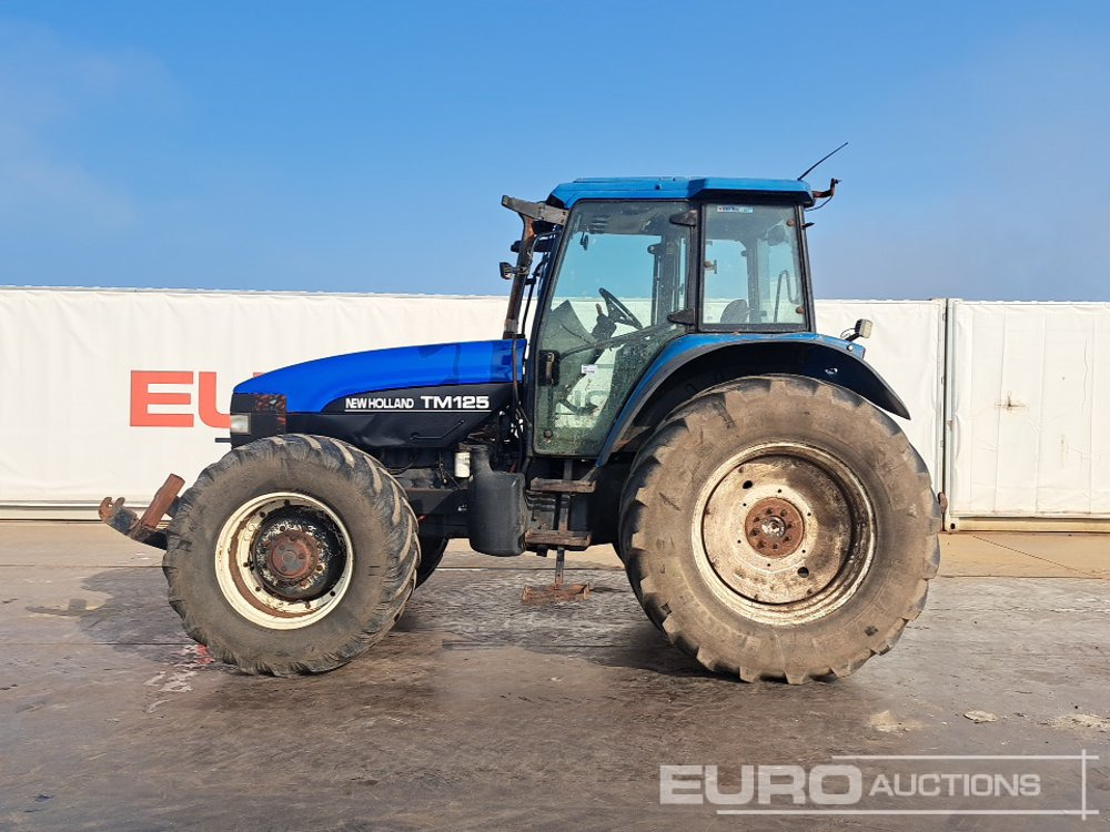 New Holland TM125 - Farm tractor: picture 2 New Holland TM125 - Farm tractor: picture 2