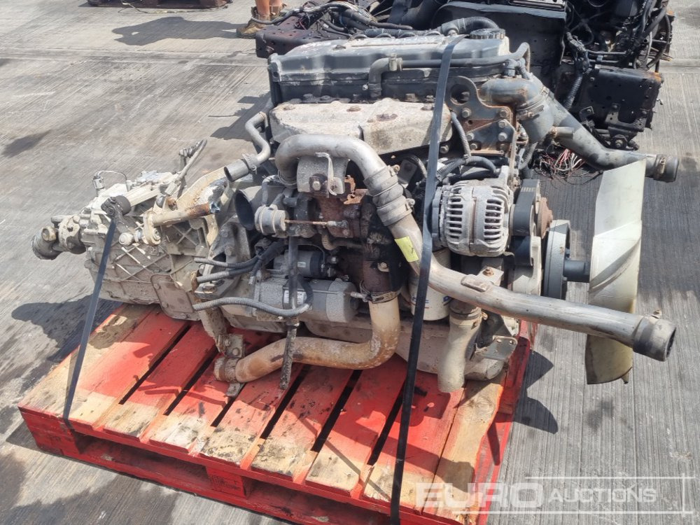 Paccar 4 Cylinder Engine, Gearbox - Engine: picture 2 Paccar 4 Cylinder Engine, Gearbox - Engine: picture 2