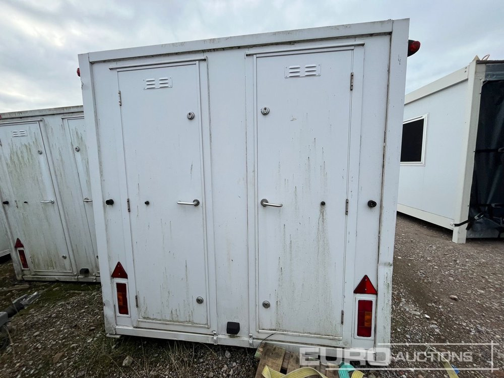 Single Axle Welfare Unit, Toilet, Drying Room, 3.3kVA Generator (Sold Off Site, Situated at Lyncastle Rd, Barleycastle Trading Estate, Warrington WA4 4RE, Contact James Turner 0044 7796 615 692 For Mo - Shipping container: picture 4 Single Axle Welfare Unit, Toilet, Drying Room, 3.3kVA Generator (Sold Off Site, Situated at Lyncastle Rd, Barleycastle Trading Estate, Warrington WA4 4RE, Contact James Turner 0044 7796 615 692 For Mo - Shipping container: picture 4