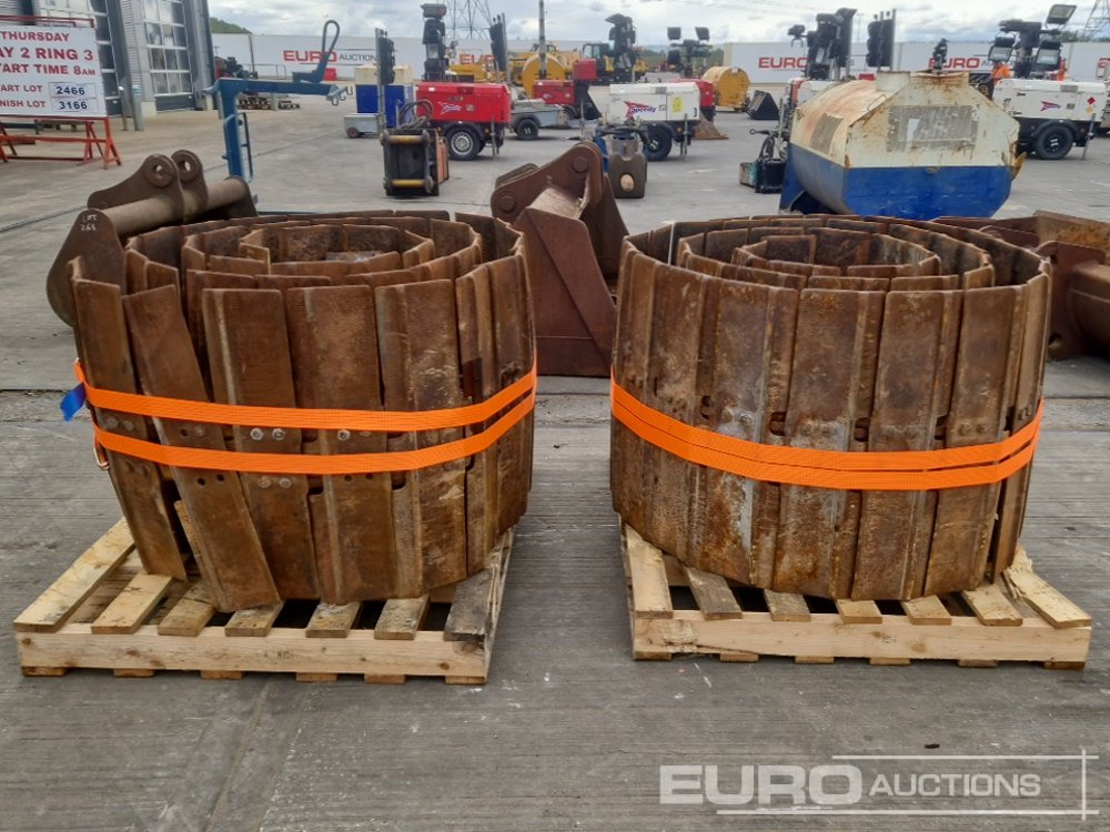 Spare parts 850mm Steel Track Group to suit Komatsu DX61 (2 of): picture 6
