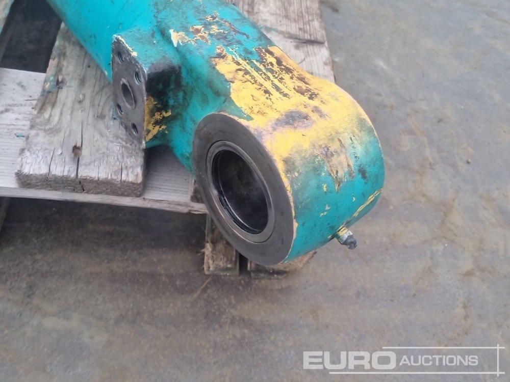 Bucket Ram to suit Kobelco SK140 - Spare parts: picture 5 Bucket Ram to suit Kobelco SK140 - Spare parts: picture 5
