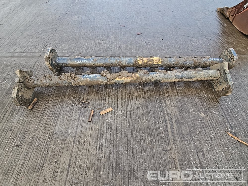 Padfoot Bumper Bar to suit Roller (2 of) - Spare parts: picture 2 Padfoot Bumper Bar to suit Roller (2 of) - Spare parts: picture 2