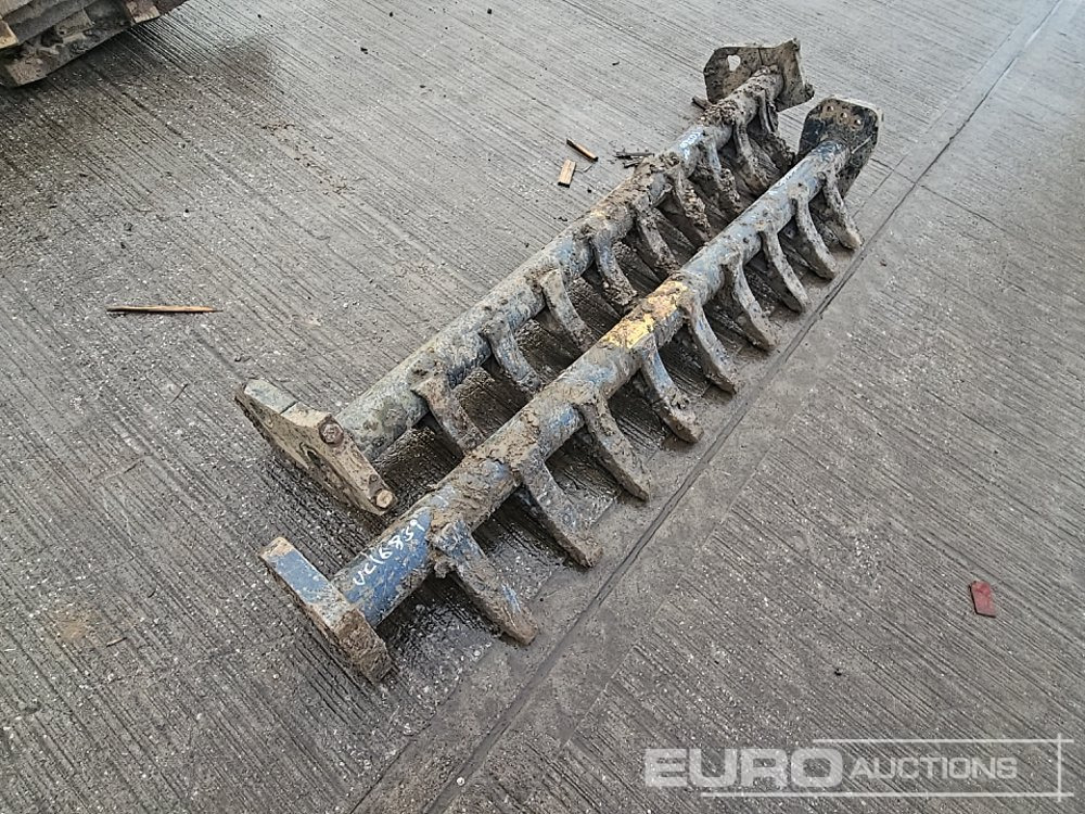 Padfoot Bumper Bar to suit Roller (2 of) - Spare parts: picture 5 Padfoot Bumper Bar to suit Roller (2 of) - Spare parts: picture 5