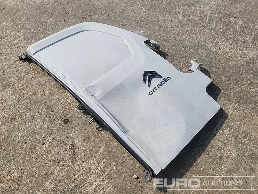 Rear Door to suit Citroen Berlingo (Damaged) - Spare parts: picture 1 Rear Door to suit Citroen Berlingo (Damaged) - Spare parts: picture 1