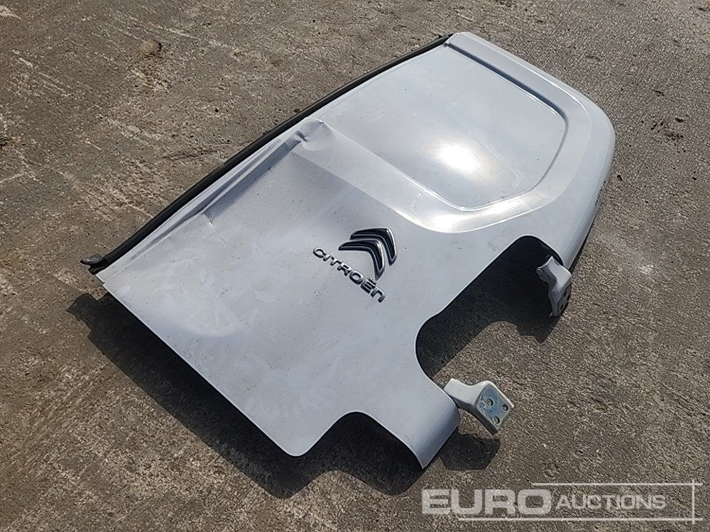 Rear Door to suit Citroen Berlingo (Damaged) - Spare parts: picture 2 Rear Door to suit Citroen Berlingo (Damaged) - Spare parts: picture 2