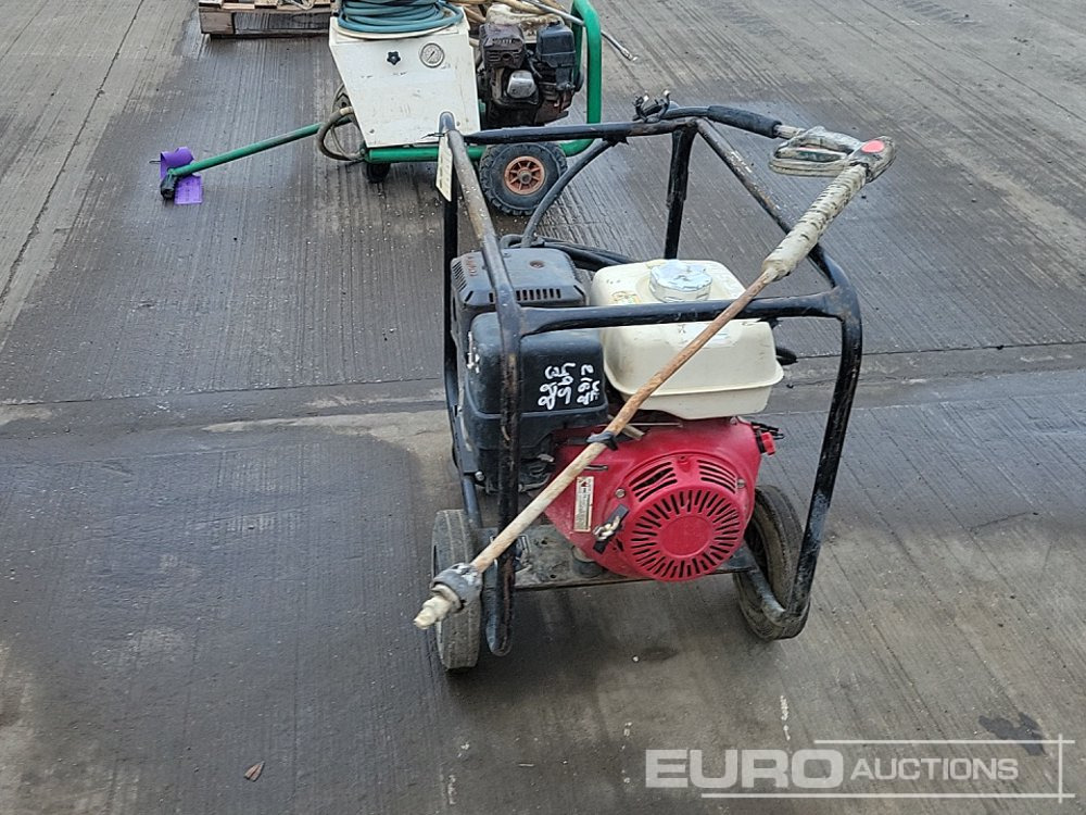 Taskman Petrol Pressure Washer, Honda Engine - Pressure washer: picture 2 Taskman Petrol Pressure Washer, Honda Engine - Pressure washer: picture 2
