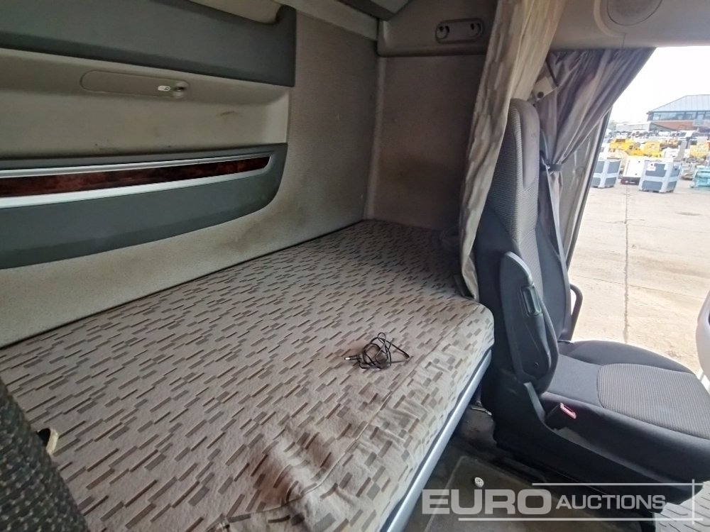 Tractor unit 2015 DAF XF510: picture 33