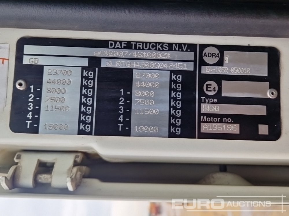 Tractor unit 2015 DAF XF510: picture 36