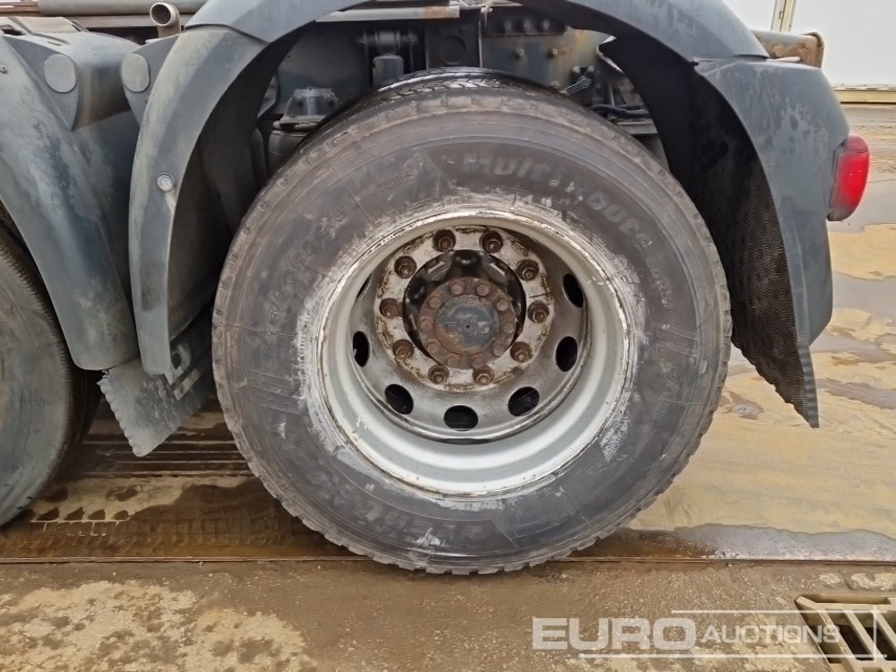 Tractor unit 2015 DAF XF510: picture 11