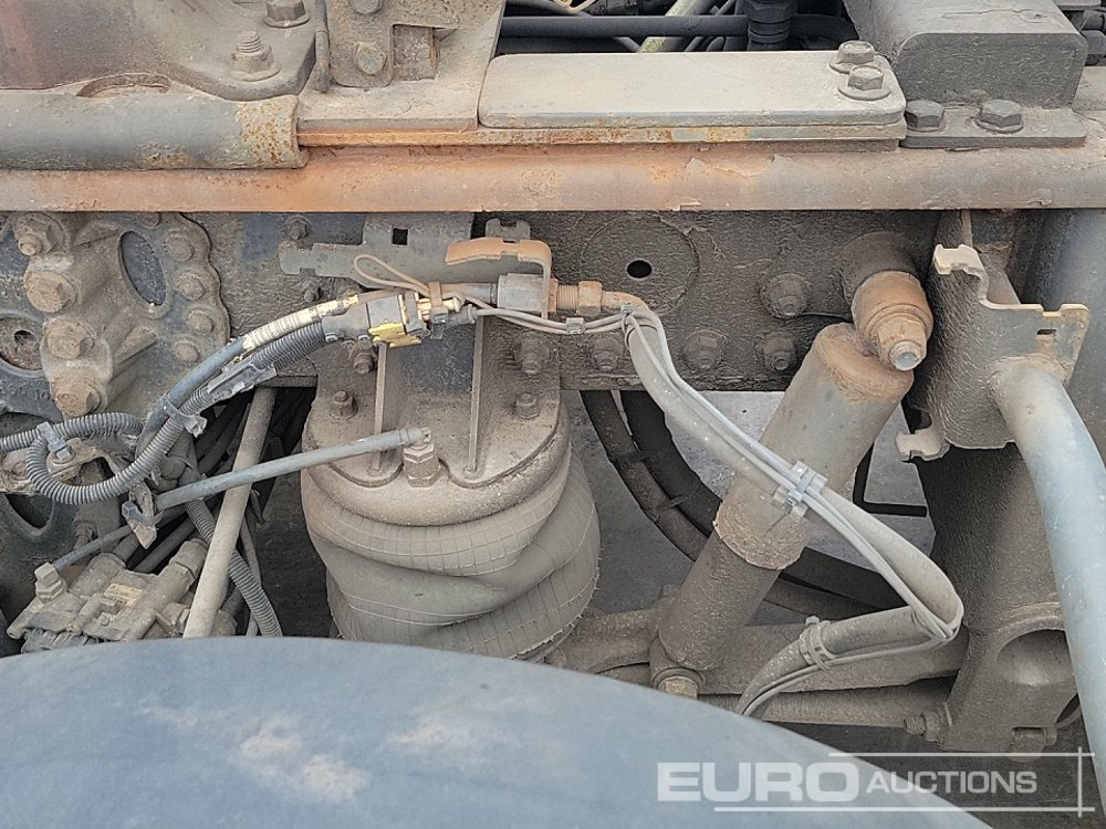 Tractor unit DAF CF 460: picture 27