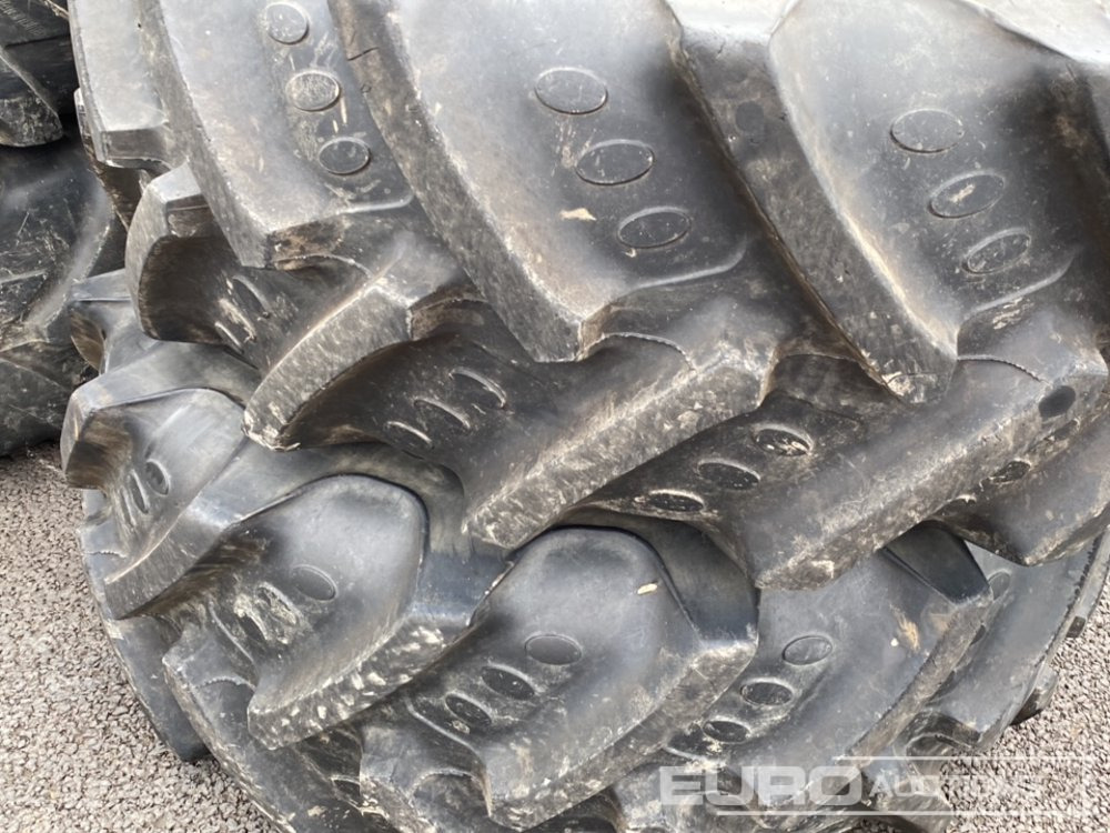 Tyres to suit John Deere Tractor (4 of) - Tire: picture 5 Tyres to suit John Deere Tractor (4 of) - Tire: picture 5