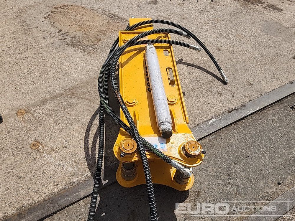 Unused 2025 BLK 680 - Hydraulic hammer: picture 4 Unused 2025 BLK 680 - Hydraulic hammer: picture 4
