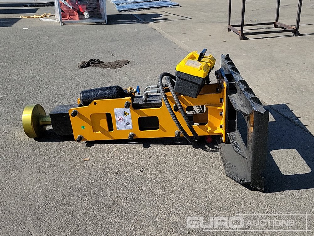 Unused 2025 Captok CK-D680 - Hydraulic hammer: picture 2 Unused 2025 Captok CK-D680 - Hydraulic hammer: picture 2