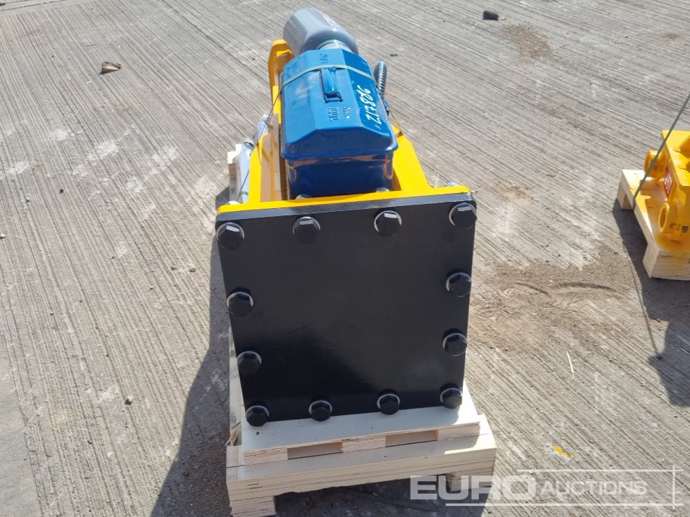 Unused 2025 Toft 680 - Hydraulic hammer: picture 4 Unused 2025 Toft 680 - Hydraulic hammer: picture 4