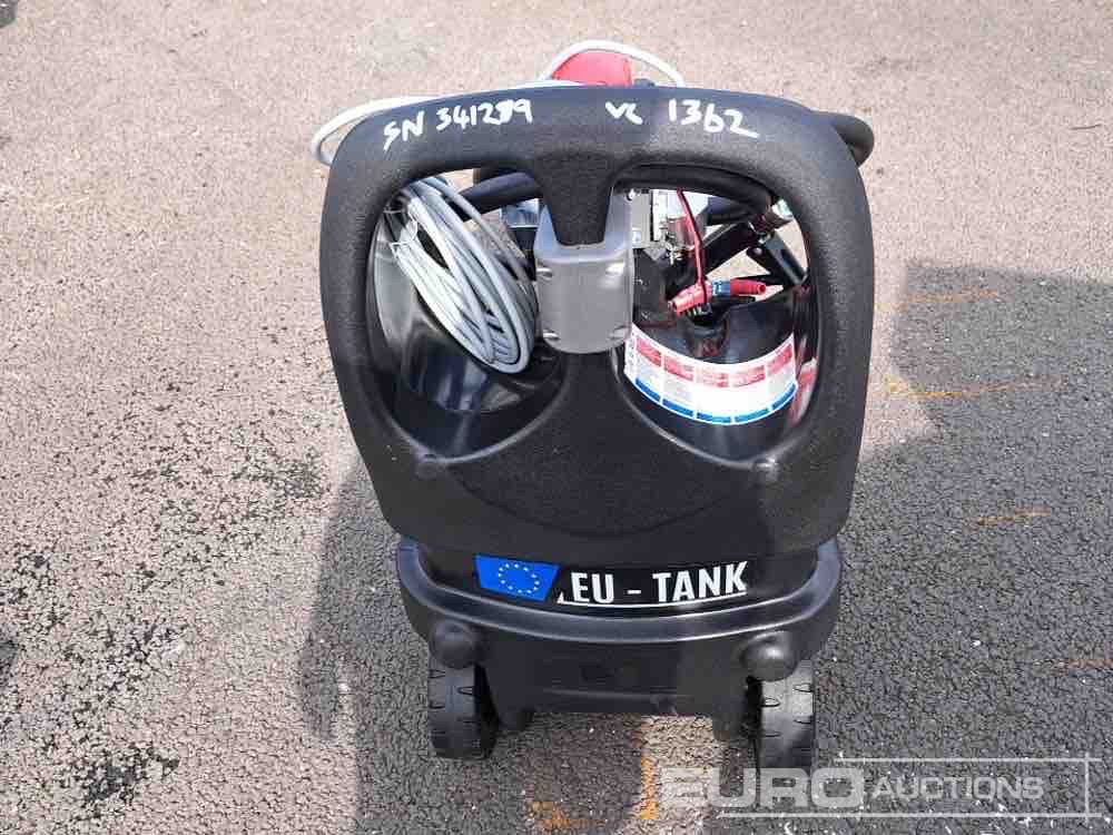 Unused Emiliana Serbatoi 55 Litre Diesel Caddy - Storage tank: picture 4 Unused Emiliana Serbatoi 55 Litre Diesel Caddy - Storage tank: picture 4