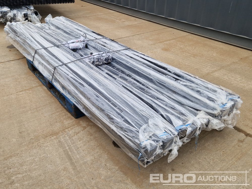 Construction equipment Unused Galvanised & Powder Coated Heavy Duty (5mm) Wire Mesh Fencing, 25 x H2.4m x W2.2m Panels, 26 x 60mm x 60mm x3m Posts, with Fittings (Black): picture 15 Construction equipment Unused Galvanised & Powder Coated Heavy Duty (5mm) Wire Mesh Fencing, 25 x H2.4m x W2.2m Panels, 26 x 60mm x 60mm x3m Posts, with Fittings (Black): picture 15