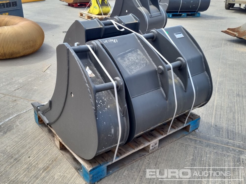 Unused Miller 36", 24", 12" Scoop Bucket 45mm Pin to suit 4-6 Ton Excavator - Bucket: picture 3 Unused Miller 36", 24", 12" Scoop Bucket 45mm Pin to suit 4-6 Ton Excavator - Bucket: picture 3