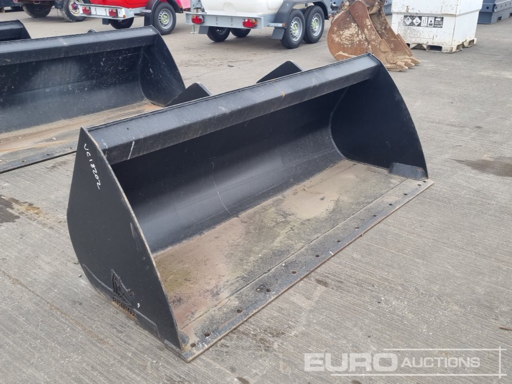 Unused Rhinox 90" Loading Bucket to suit Telehandler - Bucket: picture 1 Unused Rhinox 90" Loading Bucket to suit Telehandler - Bucket: picture 1