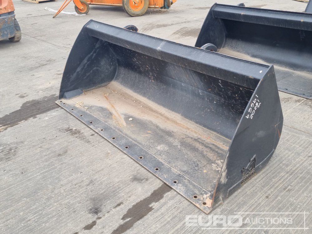 Unused Rhinox 90" Loading Bucket to suit Telehandler - Bucket: picture 3 Unused Rhinox 90" Loading Bucket to suit Telehandler - Bucket: picture 3