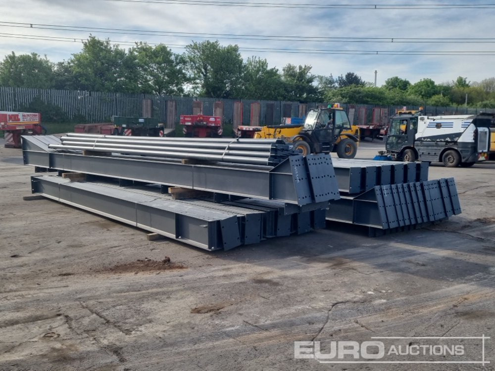Unused Steel Frame Building 200’ X 60’ X 22’. 10 X 20’bays, 22no Stanchions 356x 171 X 45kg, 22no Rafters 356 X 127 X 33kg, 8no Roof Braces 8no Side Braces. Purlin Cleats To Suit Fibre Cement Or Steel - Construction container: picture 3 Unused Steel Frame Building 200’ X 60’ X 22’. 10 X 20’bays, 22no Stanchions 356x 171 X 45kg, 22no Rafters 356 X 127 X 33kg, 8no Roof Braces 8no Side Braces. Purlin Cleats To Suit Fibre Cement Or Steel - Construction container: picture 3