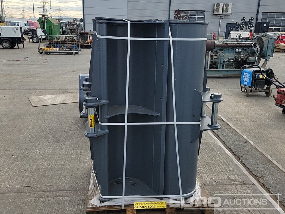 Unused Strickland 60", 60", 60", 60" Ditching Bucket 50mm Pin to suit 6-8 Ton Excavator - Bucket: picture 4 Unused Strickland 60", 60", 60", 60" Ditching Bucket 50mm Pin to suit 6-8 Ton Excavator - Bucket: picture 4