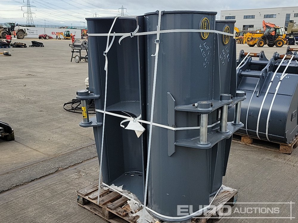 Unused Strickland 60", 60", 60", 60" Ditching Bucket 50mm Pin to suit 6-8 Ton Excavator - Bucket: picture 1 Unused Strickland 60", 60", 60", 60" Ditching Bucket 50mm Pin to suit 6-8 Ton Excavator - Bucket: picture 1