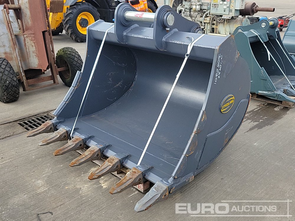 Unused Strickland 66" Digging Bucket 90mm Pin to suit 40 Ton Excavator - Bucket: picture 1 Unused Strickland 66" Digging Bucket 90mm Pin to suit 40 Ton Excavator - Bucket: picture 1