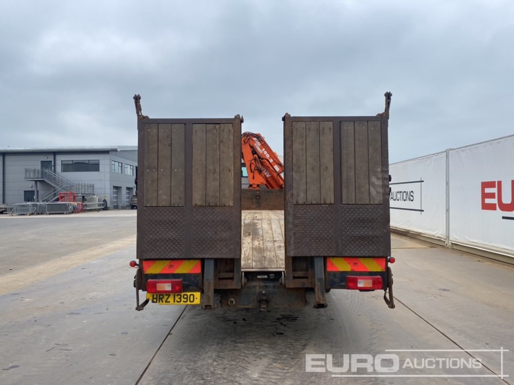 Volvo 300 - Dropside/ Flatbed truck: picture 4 Volvo 300 - Dropside/ Flatbed truck: picture 4