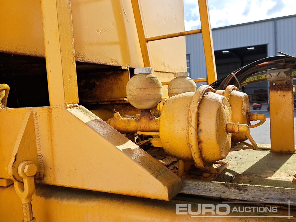 Articulated dumper Volvo A25C: picture 33