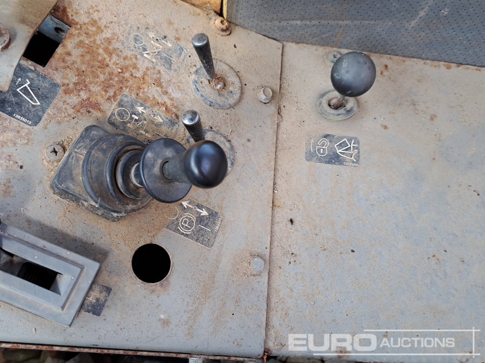 Articulated dumper Volvo A25C: picture 48