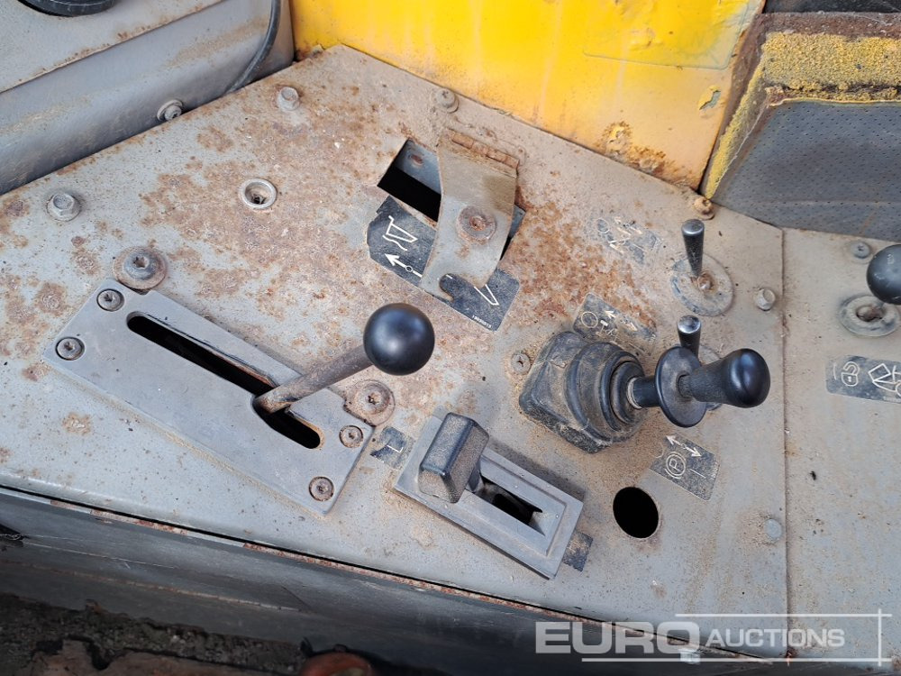 Articulated dumper Volvo A25C: picture 47