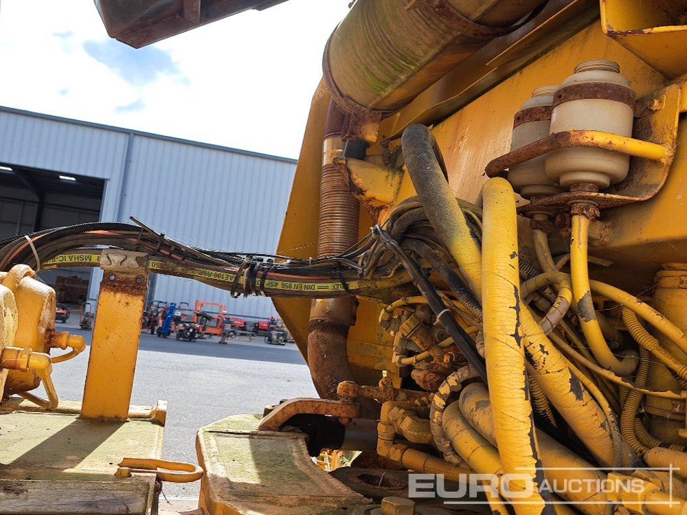 Articulated dumper Volvo A25C: picture 35