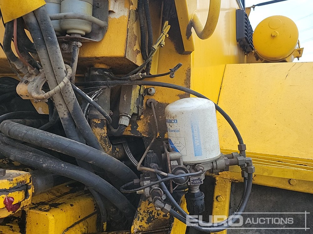 Articulated dumper Volvo A25C: picture 26