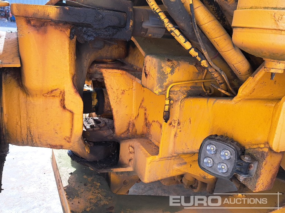 Articulated dumper Volvo A25C: picture 37