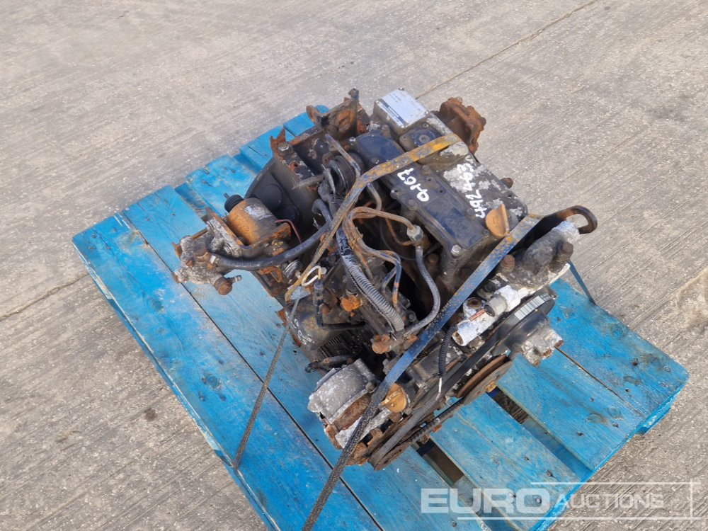 Yanmar 2 Cylinder Engine - Engine: picture 3 Yanmar 2 Cylinder Engine - Engine: picture 3
