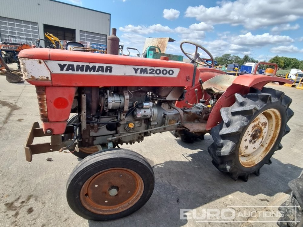 Yanmar YM2000 - Compact tractor: picture 2 Yanmar YM2000 - Compact tractor: picture 2
