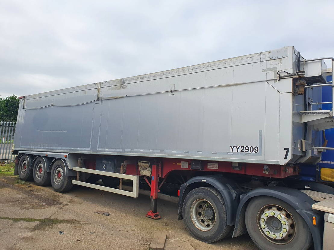 Fruehauf - Tipper semi-trailer: picture 2 Fruehauf - Tipper semi-trailer: picture 2