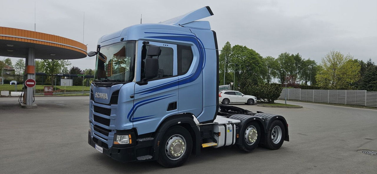 Tractor unit Scania 450: picture 19