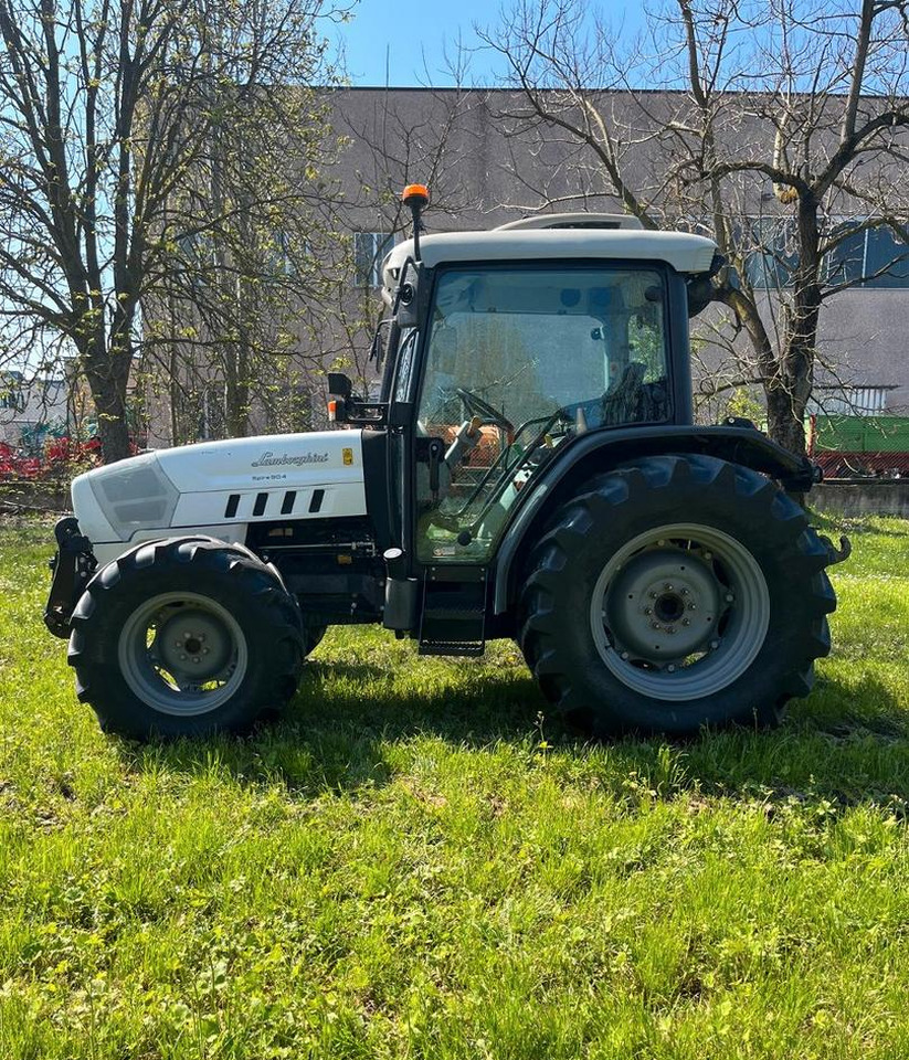 Trattore usato Lamborghini Spire 90.4 - 2015 - Farm tractor: picture 2 Trattore usato Lamborghini Spire 90.4 - 2015 - Farm tractor: picture 2
